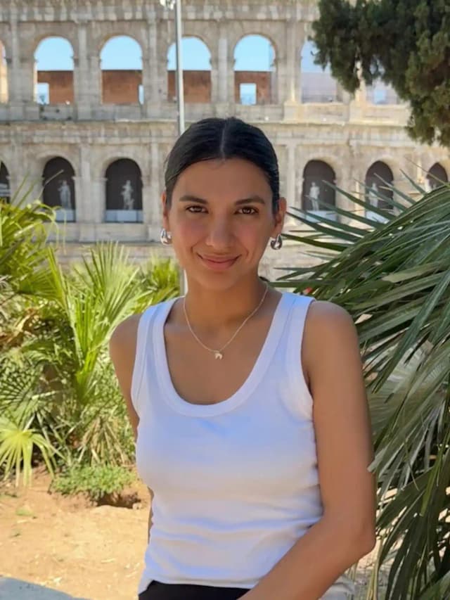 Pía Machado